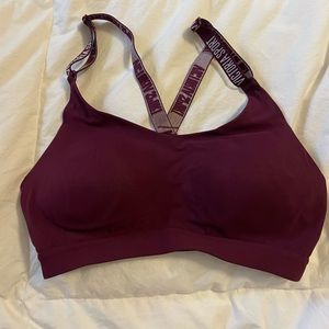 32C Victoria Secret sports bra